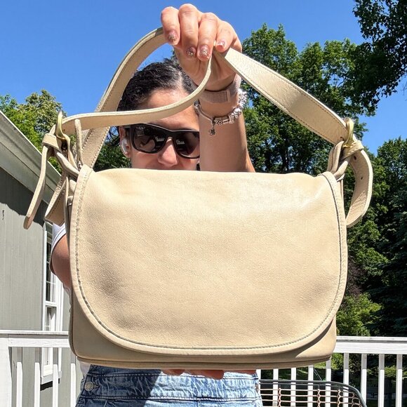 LIVE SHOW FLYER - Picture 10 of 16